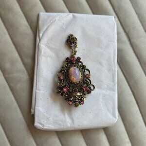 Vintage Sarah Coventry Pin/pendant